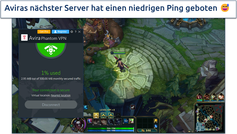 Screenshot of a small-paced game with Avira Phantom VPN connected 